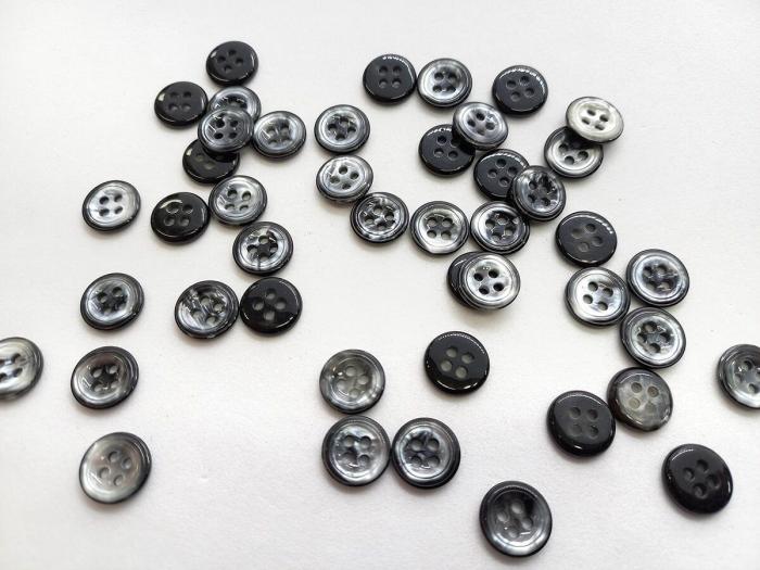 10Mm Button  |   Mottled & Multi Coloured Buttons Black Buttons Black Buttons