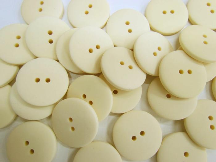 Large Flat Fashion Button- Butter Cream  |   Cream & Beige Buttons Buttons Buttons 20Mm-40Mm